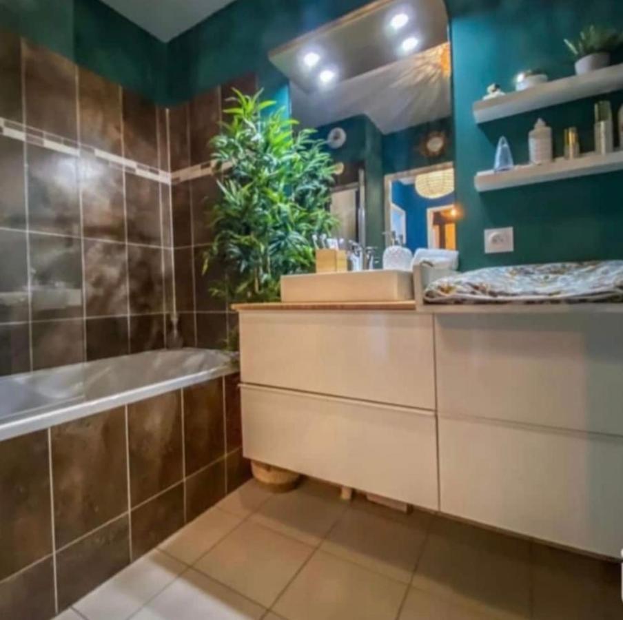 Appartement Logement exceptionnel avec jardin proche Disney à Montévrain Extérieur photo